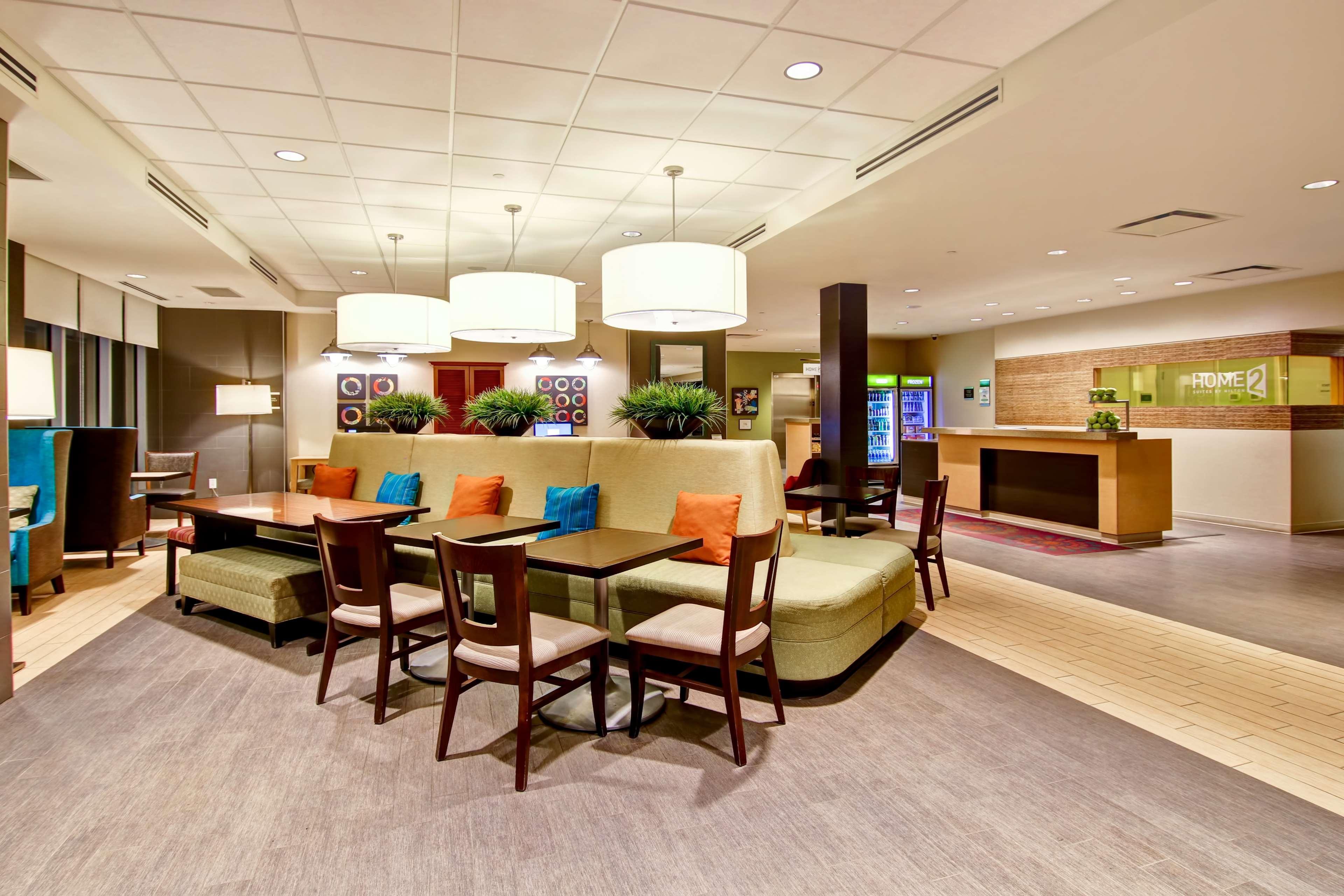 Home2 Suites By Hilton West Edmonton Exterior foto